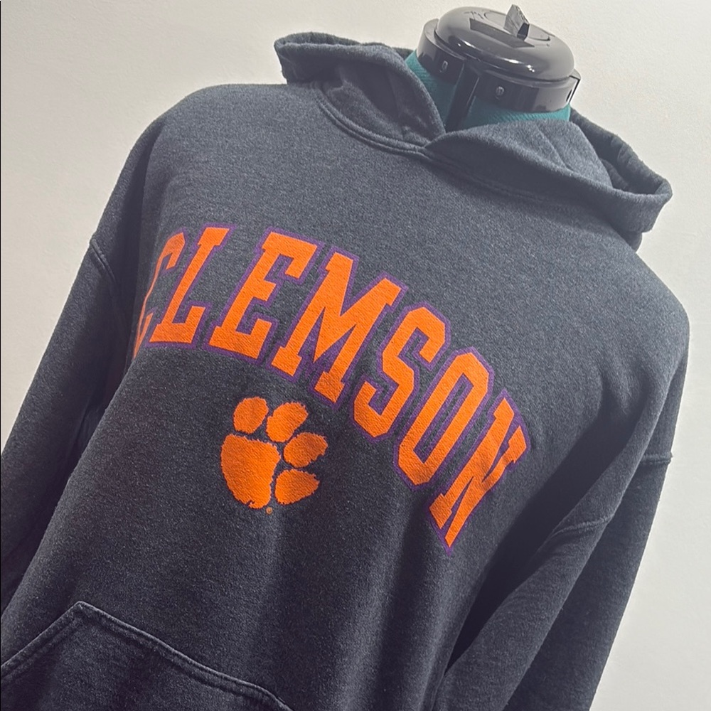 VGUC: Gildan Heavy Blend Dark Gray Hoodie